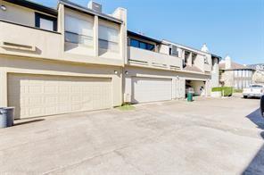 Building Photo - 1112 Bering Dr