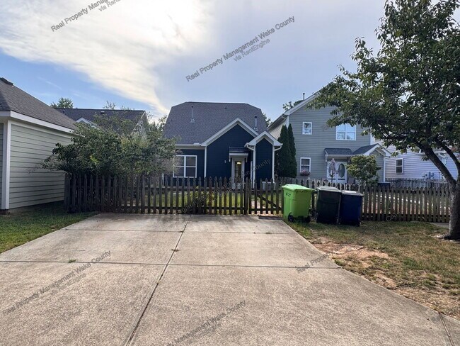 Building Photo - 10908 Connally Ln