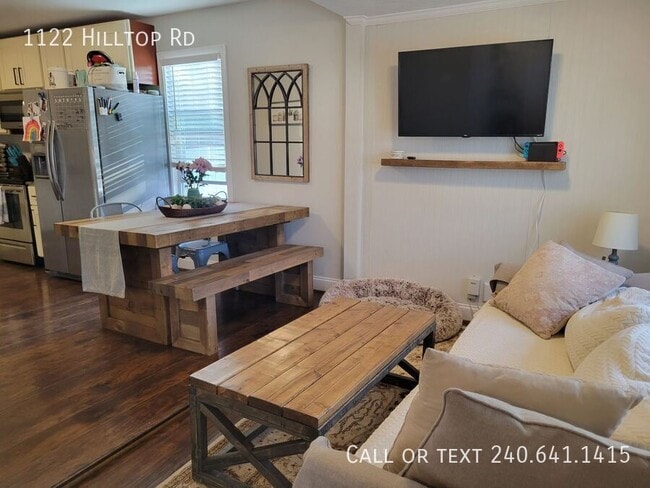 Building Photo - 1122 Hilltop Rd