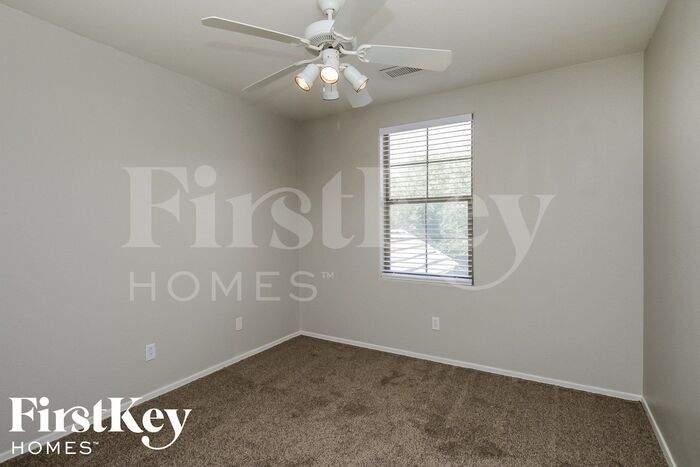 Building Photo - 4392 S Coach House Ct