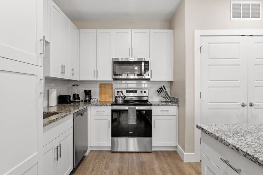 Building Photo - 12570 Windy Pointe Lp