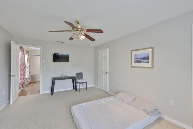 Building Photo - 1307 Salem Orchard Ln