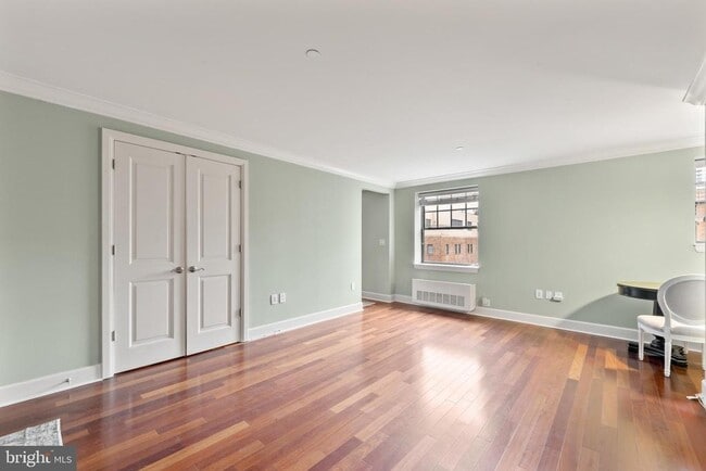 Building Photo - 1701 Locust St