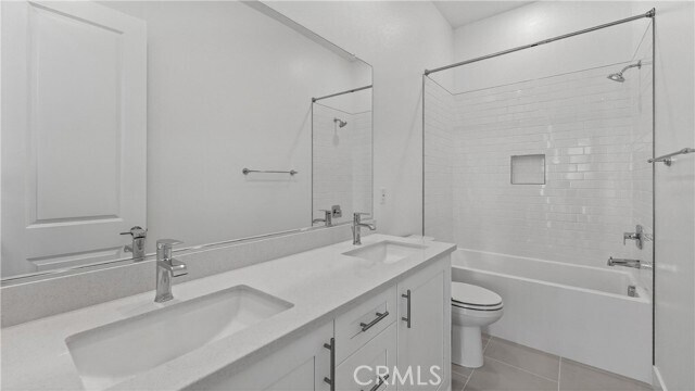 Building Photo - 107 Pansy