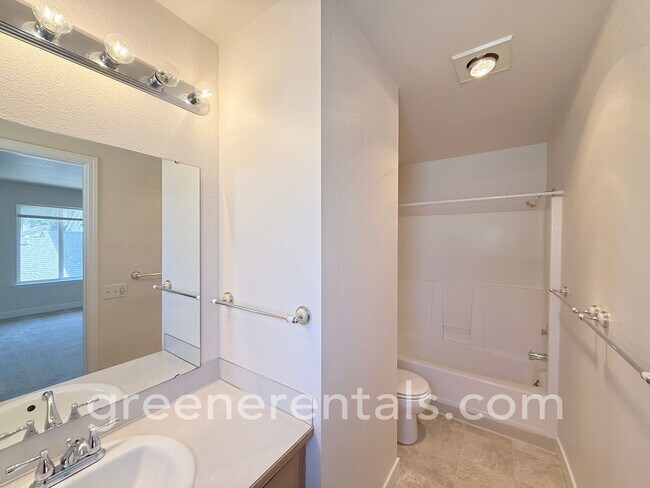 Building Photo - 4520 Beckonridge Ln SE
