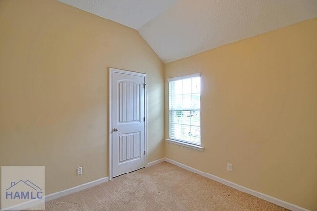 Building Photo - 1091 Marne Blvd