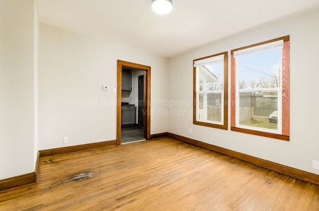 Building Photo - 1215 Sullivant Ave