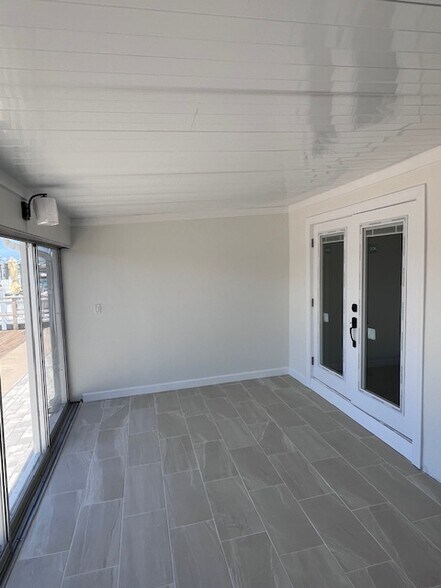 Building Photo - 282 Boca Ciega Point Blvd N