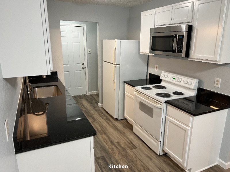 Building Photo - 3738 Hulen Park Cir