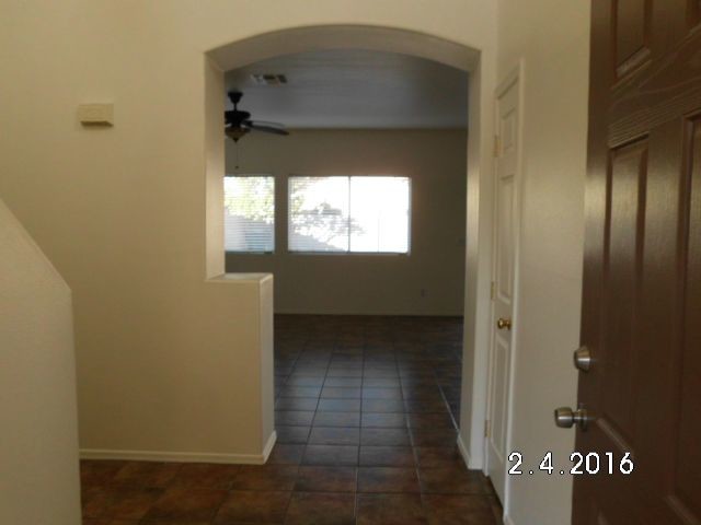 Building Photo - AVONDALE/ Van Buren and Avondale