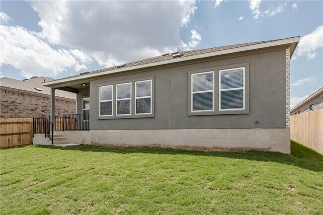 Building Photo - 737 Mallow Rd