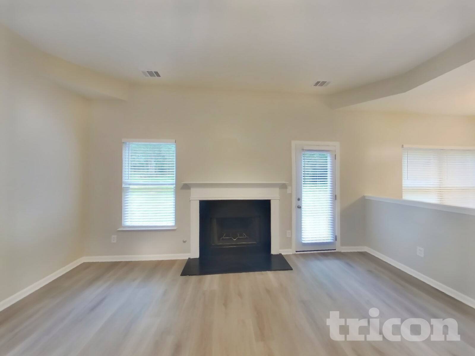 Building Photo - 821 Monroe Ct