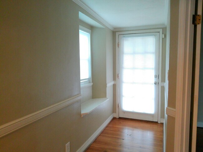 Building Photo - 3425 Monterrey St