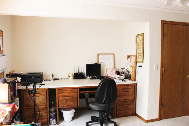 Basement Office / possible bedroom #4 - 2350 Moorgate Dr