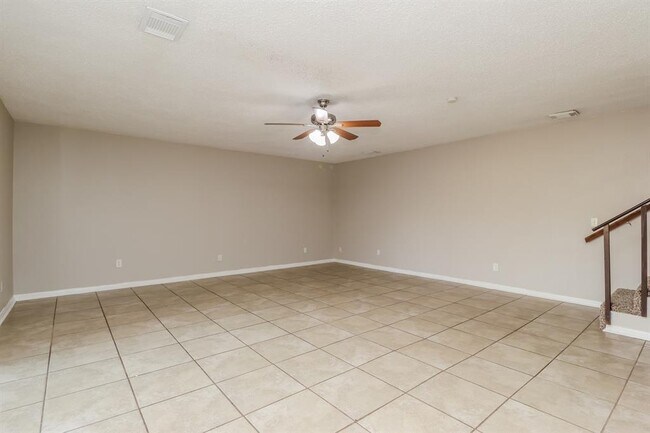 Building Photo - 22626 Guardsman Ln