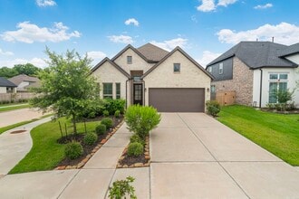 Building Photo - 10718 Blossom River Dr