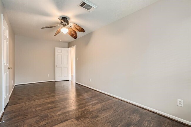 Building Photo - 3810 Breaker Ct