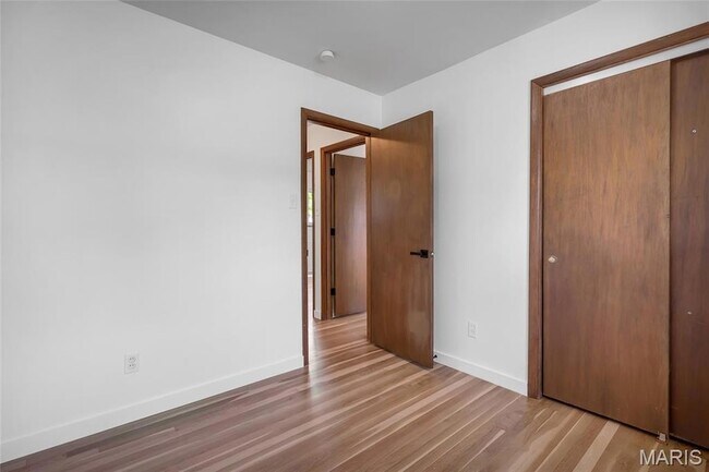 Building Photo - 524 Cheryl Ann Dr