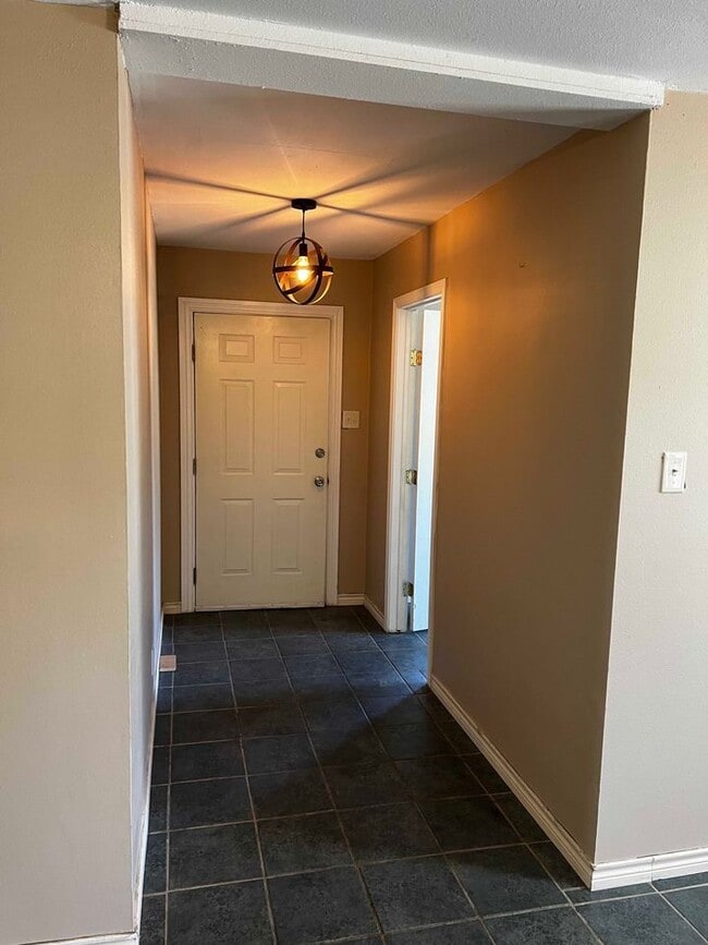 Building Photo - 19638 6th St