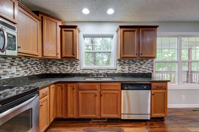 Building Photo - 791 Colin Ct