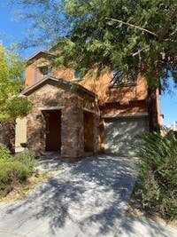 Building Photo - HOUSE FOR RENT