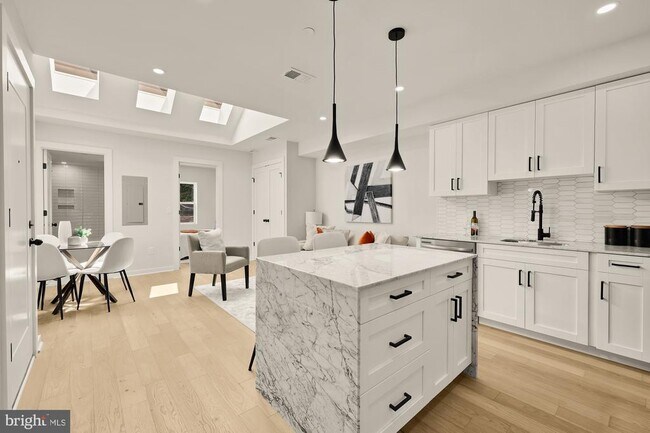 Building Photo - 2610 41st St NW