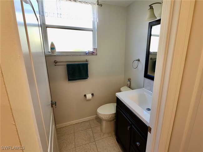 Building Photo - 1308 Mainsail Dr