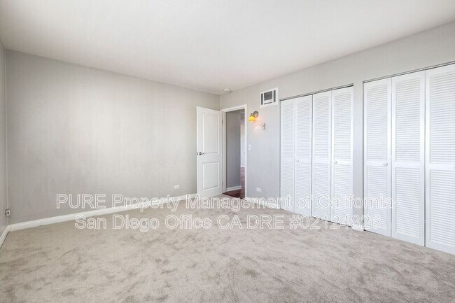 Building Photo - 4944 Cass St