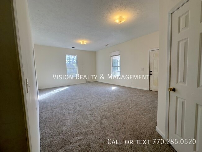 Building Photo - 909 Troup St