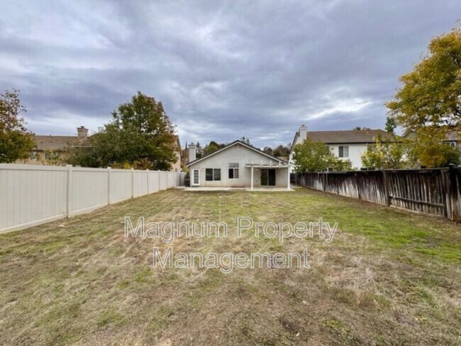 Building Photo - 32034 Corte La Puenta