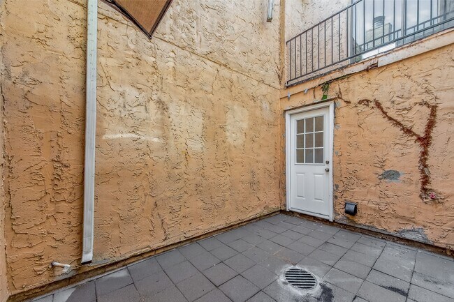 Building Photo - 11411 Harwin Dr.