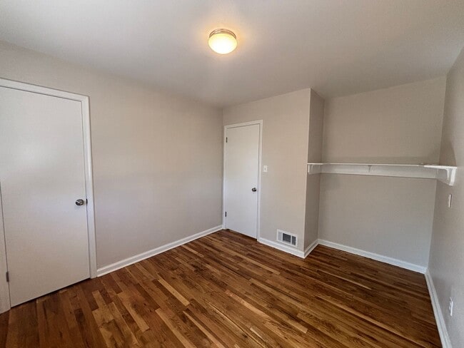 Building Photo - Spacious Four Bedroom Single Family Home