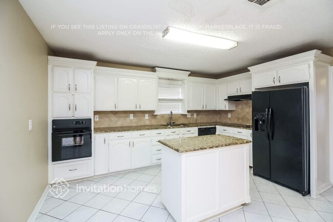 Building Photo - 2837 Perrine Pl