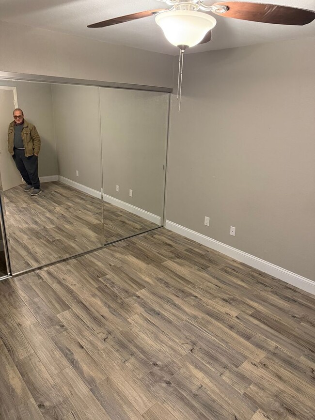 Building Photo - Great 1 Bedroom in Hurst! Totally updated!