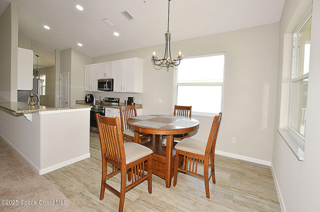 Building Photo - 3951 Playa Del Sol Dr