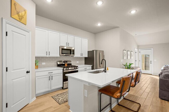 Building Photo - 143 Periwinkle Ln