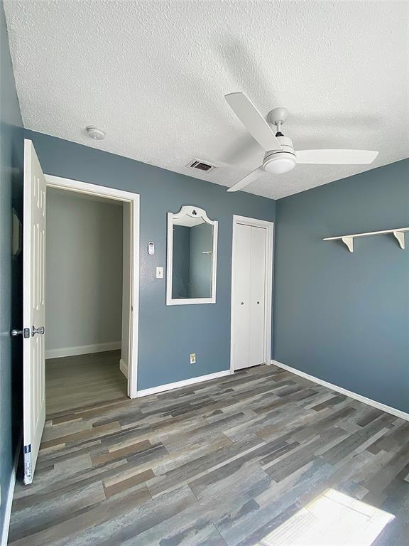 Building Photo - 8602 Colonial Dr