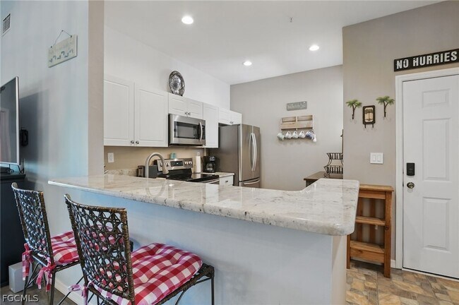 Building Photo - 15430 Bellamar Cir