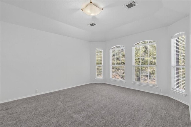 Building Photo - 11217 Jockey Bluff Dr