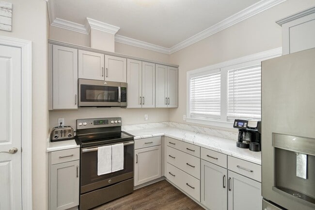 Building Photo - 2282 Hunters Moon Trail