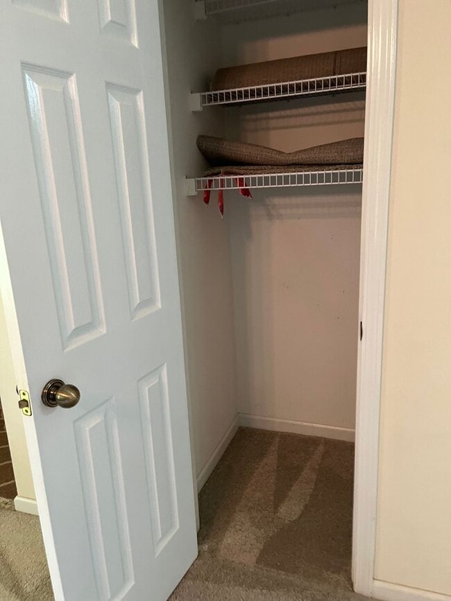 Building Photo - 2 Bedroom Brick Home Downtown Marianna