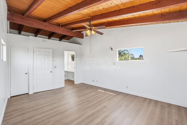 Building Photo - 7562 Zemco Dr