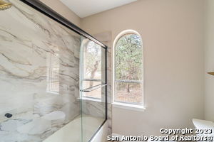 Building Photo - 18605 Elmbrook