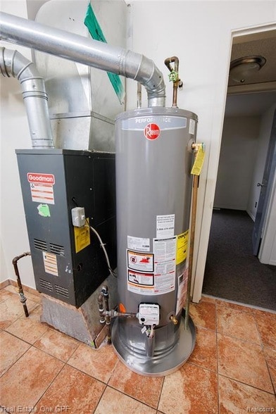 Building Photo - 14960 Alberta Ave