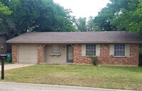 Building Photo - 629 Apollo Dr