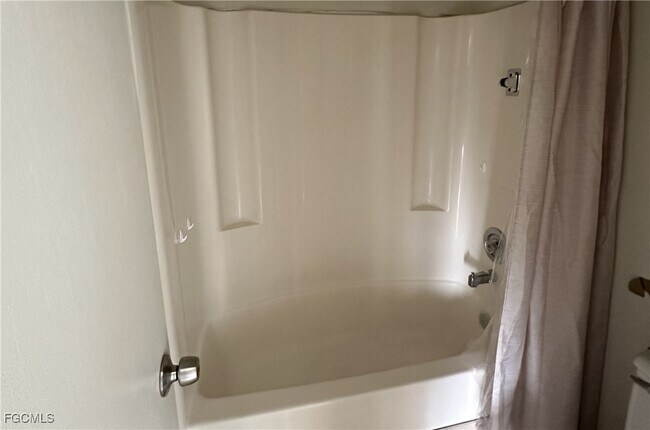 Building Photo - 4625 SW 8th Pl