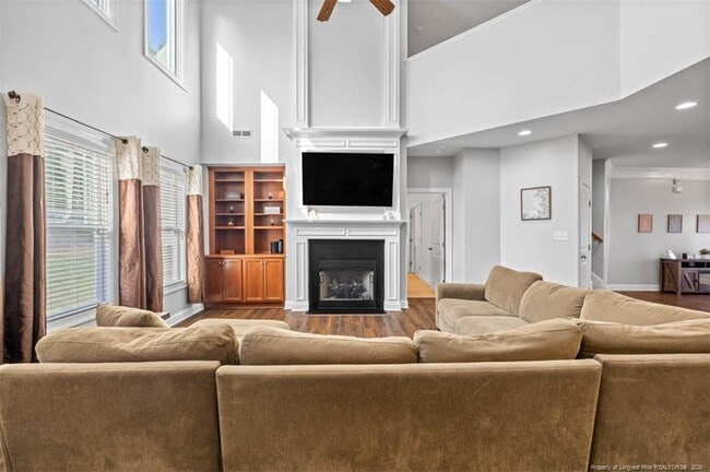 Building Photo - 76 Kentucky Derby Ln