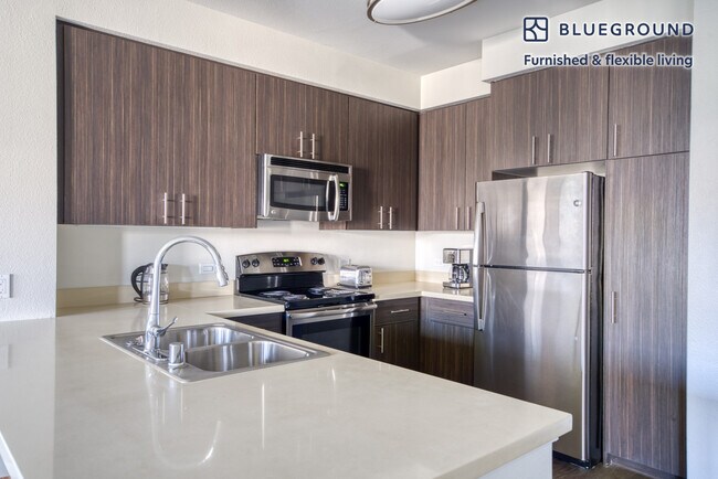 Building Photo - 2580 El Camino Real