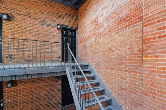 Building Photo - 526 E Avenue J