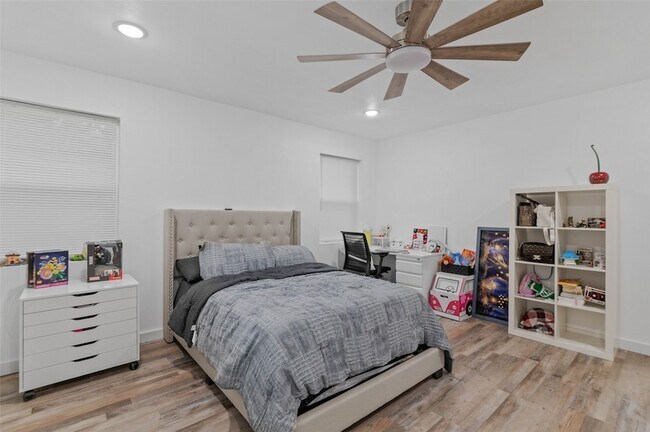 Building Photo - 1024 Greenlee St